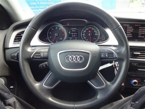 Audi A4 - 1.8 TFSIe 170PK Xenon/LED NL-geleverd Navi Parksens. Rotor 18'' - 1