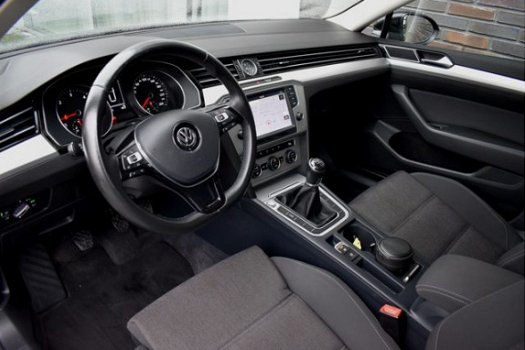 Volkswagen Passat Variant - 1.6 TDI LM VELGEN NAVIGATIE CHROOM CRUISE CD CV+AB - 1