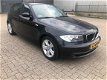 BMW 1-serie - 118d Corporate Business Line GEZOCHT ALLE MERKEN EN TYPE S, S BUSSEN EN 4X4 - 1 - Thumbnail