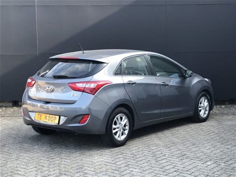 Hyundai i30 - 1.6i Automaat 5-drs 1.6i-16v i-motion - 1