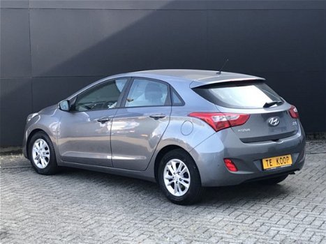 Hyundai i30 - 1.6i Automaat 5-drs 1.6i-16v i-motion - 1