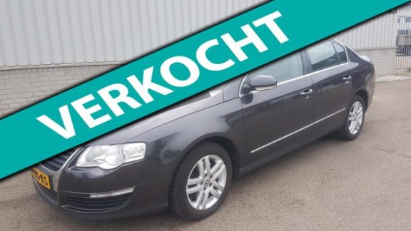 Volkswagen Passat - 1.9 TDI Sportline - 1