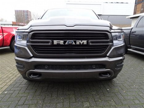 Dodge Ram 1500 - Sport 5.7 V8 HEMI - 1