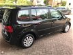 Volkswagen Touran - 1.6 TDI Comfort 7P, Navi, Climat, Cruise - 1 - Thumbnail