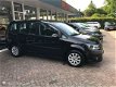 Volkswagen Touran - 1.6 TDI Comfort 7P, Navi, Climat, Cruise - 1 - Thumbnail