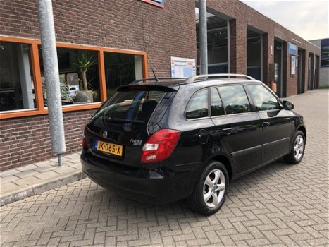 Skoda Fabia Combi - Fabia 1.4-16V Classic - 1