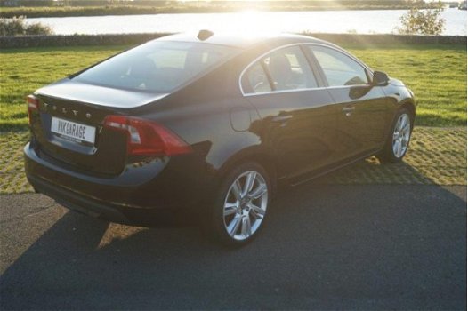 Volvo S60 - 1.6 DRIVE Summum | Leder bekl. | Navi - 1