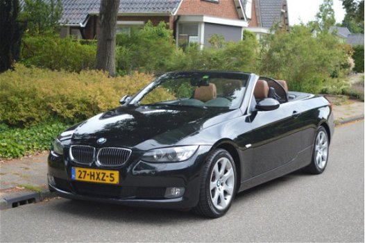 BMW 3-serie Cabrio - 325i Executive leer/navi/dealer onderh/NAP - 1