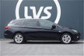 Opel Astra Sports Tourer - 1.4 TURBO Online Edition - CLIMATE - NAVI - AGR STOEL - PARKEERHULP - 1 - Thumbnail