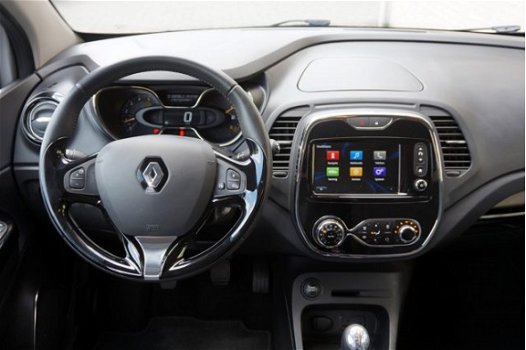 Renault Captur - 1.5 dCi 90pk Dynamique BJ2015 Navi R-Link | Clima | 17'' LMV | Trekhaak | Cruise - 1