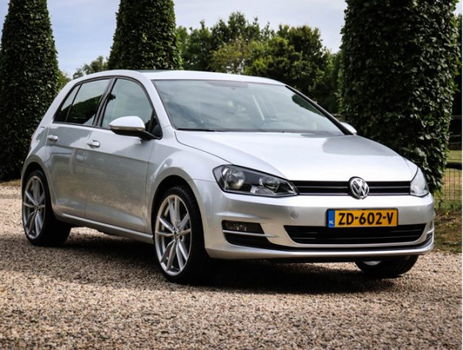 Volkswagen Golf - 1.4 TSI 123 Pk 5 Drs Airco Cruise-control R20 velgen - 1