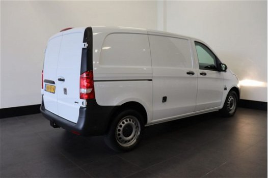 Mercedes-Benz Vito - 114 CDI Automaat - 4X4 - Airco - Cruise - €15.900, - Ex - 1