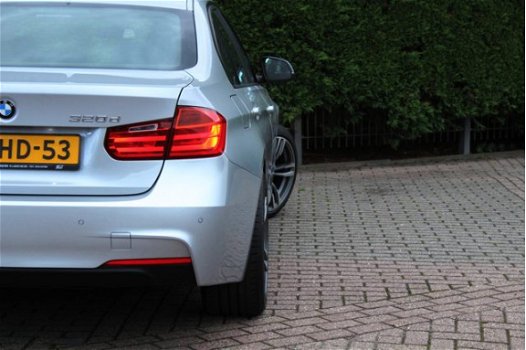 BMW 3-serie - 320D EXECUTIVE M-Pakket | Xenon | Automaat | Navigatie Proffessional | BTW auto - 1