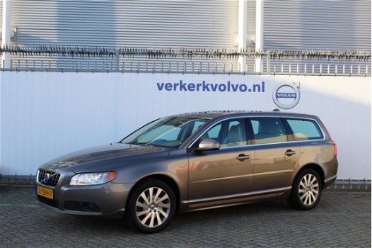 Volvo V70 - T4 Powershift Limited Edition + Luxury - 1