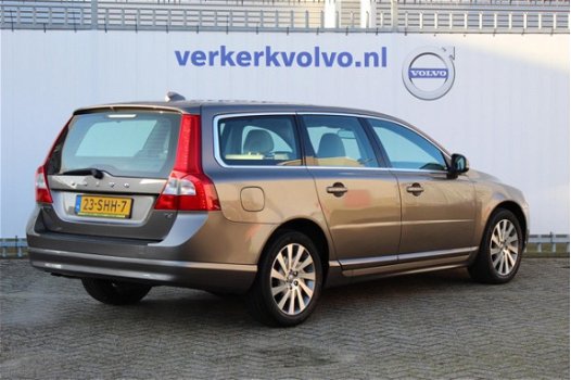 Volvo V70 - T4 Powershift Limited Edition + Luxury - 1