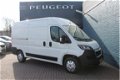 Peugeot Boxer - 330 2.0 BlueHDI 130pk L2H2 Premium Pack | Navigatie | Camera | BTW | Verzwaarde veri - 1 - Thumbnail