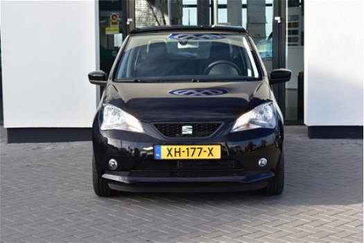 Seat Mii - 1.0 Style Intense Airco, cruise control, parkeersensoren achter, bluetooth, mistlampen vo - 1