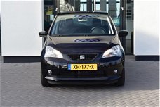 Seat Mii - 1.0 Style Intense Airco, cruise control, parkeersensoren achter, bluetooth, mistlampen vo