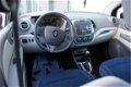 Renault Captur - 1.2 TCe Automaat Airco/Bluetooth/LED/Velgen 120pk RIJKLAAR €14.998 - 1 - Thumbnail