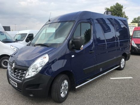 Renault Master - T33 2.3 dCi L2H2 130 pk 38.789 km - 1