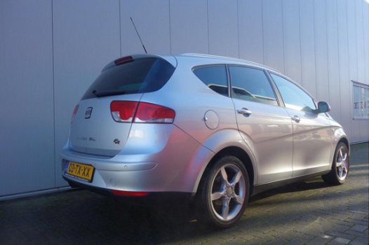 Seat Altea XL - 2.0 FSI Stylance Automaat/ECC/Cruise/PDC - 1