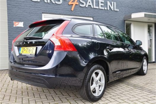 Volvo V60 - D3 150pk Automaat Business Prof + Ecc + Lmv + Navi + Pdc - 1