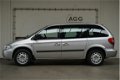 Chrysler Voyager - 3.3i V6 SE Luxe Automaat. 7 Personen - 1 - Thumbnail