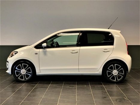 Volkswagen Up! - 1.0 High up BlueMotion|Airco|PDC|Cruise Controle|Navi| - 1