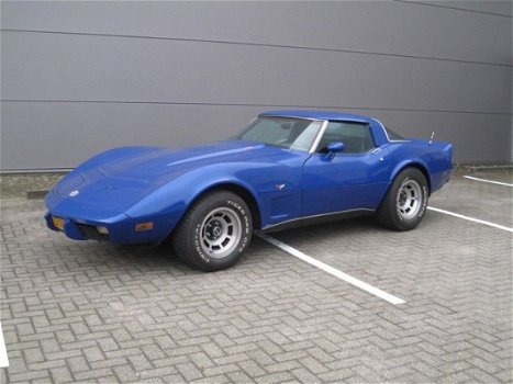 Chevrolet Corvette - C3 - 1