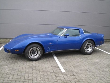 Chevrolet Corvette - C3 - 1