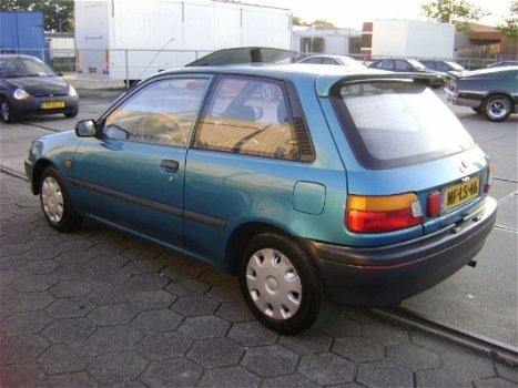 Toyota Starlet - 1.3 XLi - 1