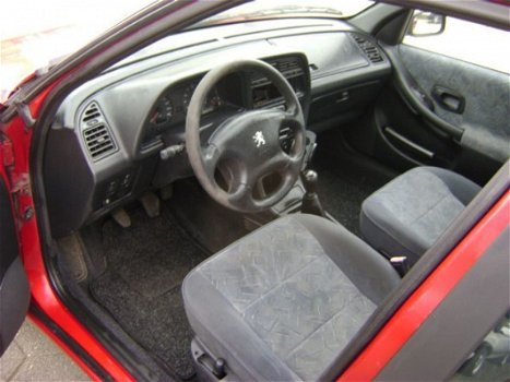 Peugeot 306 - 1.8-16V XT - 1