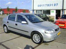 Opel Astra - 1.6 Club