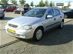 Opel Astra - 1.6 Club - 1 - Thumbnail