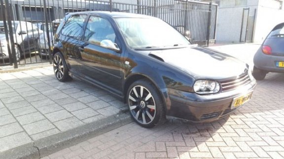 Volkswagen Golf - 1.8-5V Highline .gas installatie - 1