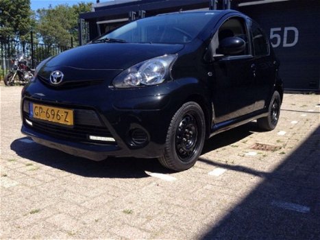 Toyota Aygo - 1.0 vvt-i met onderhoudsboekjes/Apk/beurt - 1