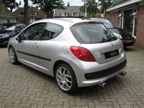 Peugeot 207 - 17 Inch sportvelgen / dubbel uitlaat / Airco / - 1