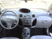 Toyota Yaris - 1.3 VVT-i 3-DRS/ AUTOMAAT/ AIRCO/ ELEC.RAMEN Lichte schade - 1 - Thumbnail