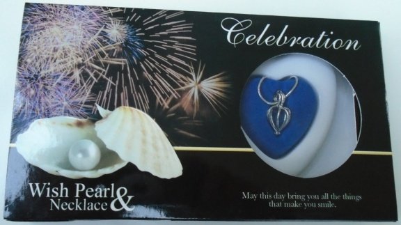 UNIEK GIFT LOVE PEARL CELEBRATION KADO TIP - 2