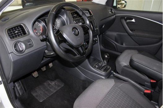 Volkswagen Polo - 1.0 First Edition clima pdc - 1