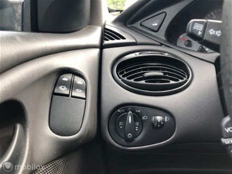 Ford Focus Wagon - 1.8 TDdi Ambiente - 1