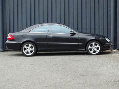 Mercedes-Benz CLK-klasse Coupé - 200 K. Avantgarde Automaat | Org. NL | Leder | Navi - 1