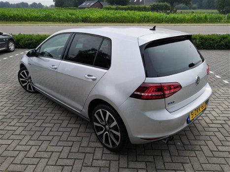 Volkswagen Golf - GTE 1.4 TSI 204PK | NAVI | CRUISE | 18 INCH LICHTMETAAL | EXCL. BTW €15.681 | 7% B - 1