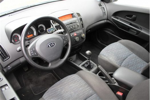 Kia Cee'd - 1.4 X-tra 1e eigenaar en slechts 78211 km - 1