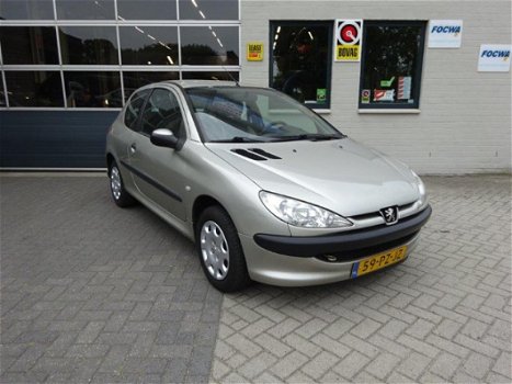 Peugeot 206 - 1.4 X-Line 3-drs - 1