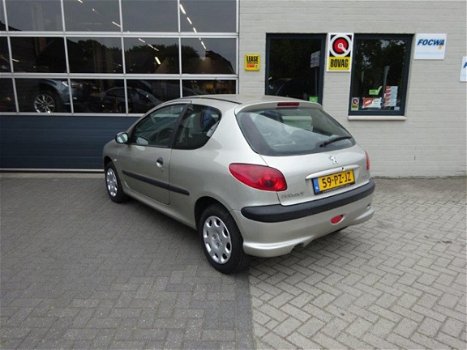 Peugeot 206 - 1.4 X-Line 3-drs - 1