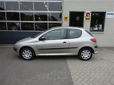 Peugeot 206 - 1.4 X-Line 3-drs - 1