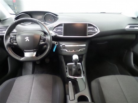 Peugeot 308 - 1.2 130pk Style VELGEN & NAVIGATIE - 1