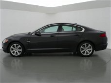 Jaguar XF - 3.0D V6 AUT. LUXURY + LEDER / CAMERA / NAVIGATIE