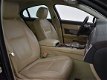 Jaguar XF - 3.0D V6 AUT. LUXURY + LEDER / CAMERA / NAVIGATIE - 1 - Thumbnail